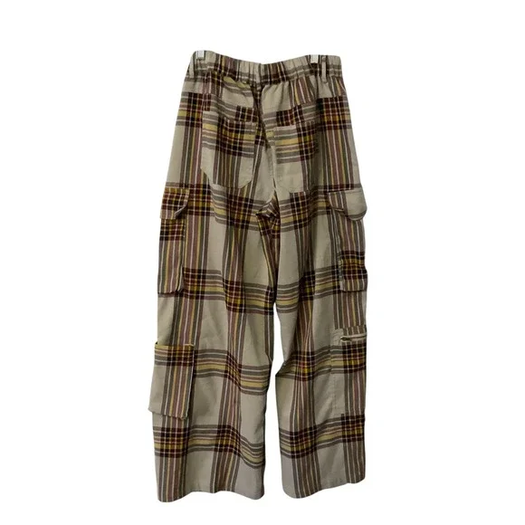 Urban Outfitters Plaid Cargo Pants Beige Yellow Burgundy Women's Size Small - Picture 3 of 8